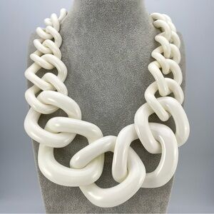 Chunky White Resin/Acrylic Link Statement Necklace with Silver Toggle Clasp